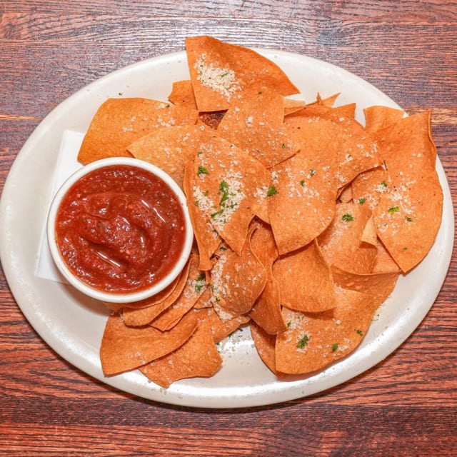 Bottomless Chips & Salsa.